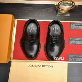 Picture of Louis Vuitton Shoes _SKULVsz38-45WM071713267